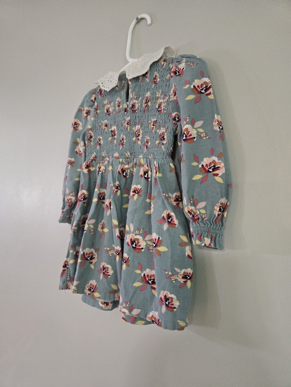 Wonder Nation Blue/Green Floral Smocked Dress with Eyelet Collar - Picture 6 of 7